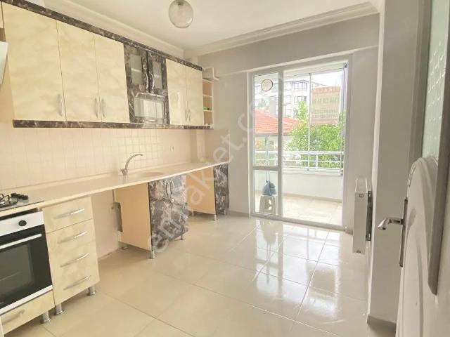 Bayrakçeken'den 2+1 Kiralık Borazanlar Mah Tic.odası Yak Ara Kat