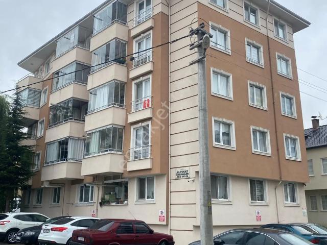 Bayrakçeken'den 2+1 Kiralık Sağlık Mah Batı Cepheli Önü Açık