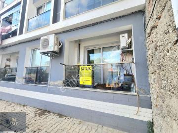 Bayraklı M.erener'de 2+1 Kapalı Mutfak Satılık Daire