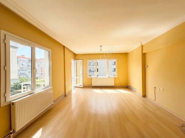 Bayraklı Manavkuyuda Merkezi Konum,önü Açık,ara Kat,3+1 Daire
