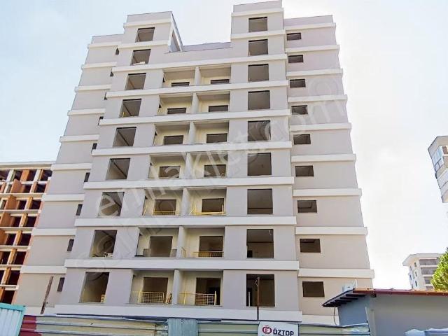 Bayraklı Mansuroğlun'da Sıfır 3+1 Satılık Daire