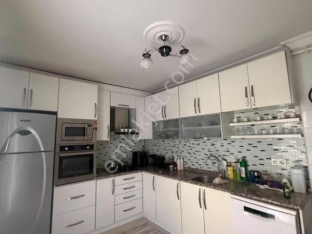 Bayraklı Osmangazi Merkezi Konum 3+1 Kiralık Daire