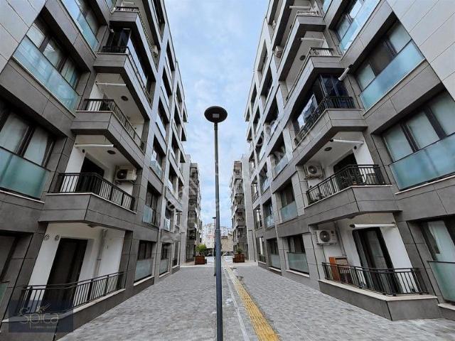 Bayraklı Adalet Mahallesi 2+1 Satılık Daire