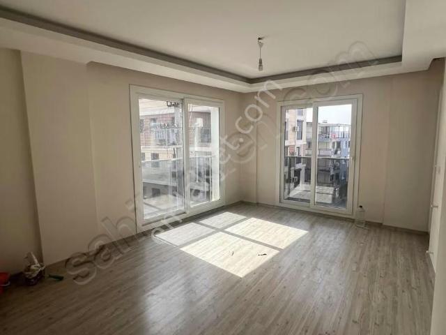 Bayraklı Alpaslan Mh 2 + 1 Genış Lokasyon Bölge Kıralık Daıre