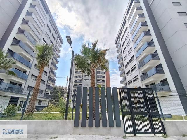 Bayraklı'da Merkezi Lokasyonda Satılık 3+1 Sıfır Daire