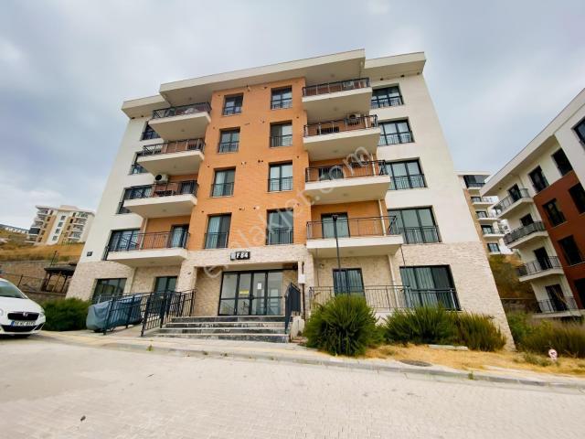 Bayraklı Şehir Hastanesi Toki 8.etap Kiralık 3+1 Daire