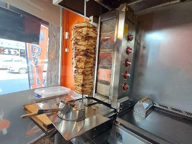 Bayraklı Gümüşpala'da İşlek Cadde Üzerinde Faal Durumda Devren Kiralık!