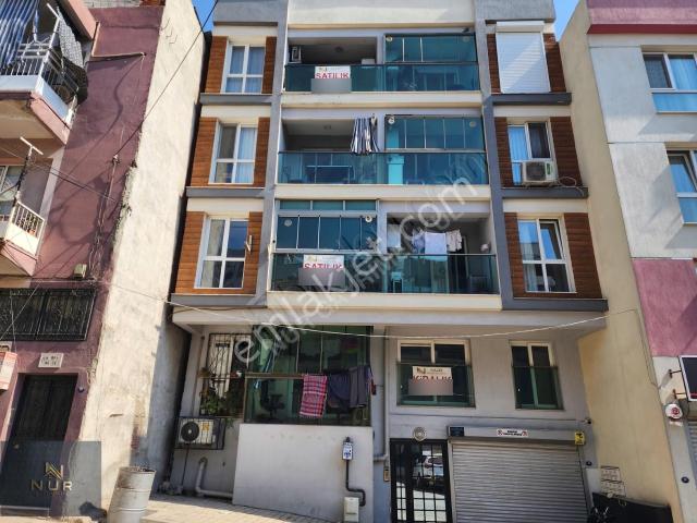 Bayraklı Çiçek Mah. İzban Yakını Satılık 2+1 Daire