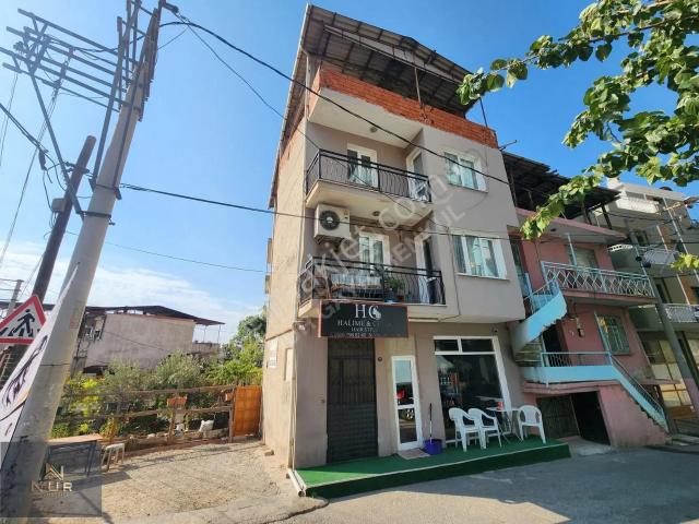 Bayraklı Çiçek Mh Cadde Üzeri Satılık Bina Dublex Ev,dükkan,depo