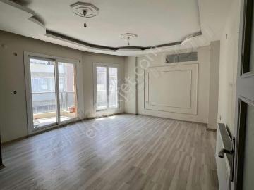Bayraklı İzbana Yürüme Mesafesinde 2+1 Geniş Kiralık