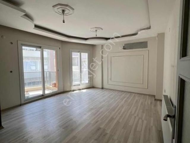 Bayraklı İzbana Yürüme Mesafesinde 2+1 Geniş Kiralık