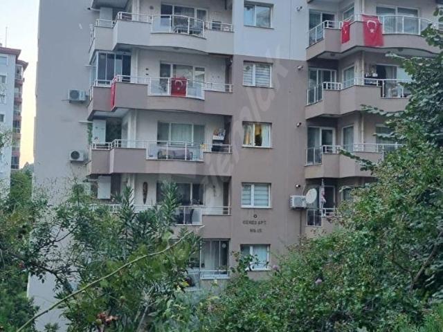 Bayraklı Körfez Evleri Mah. Deniz Manzaralı 3+1 Kiralık Daire