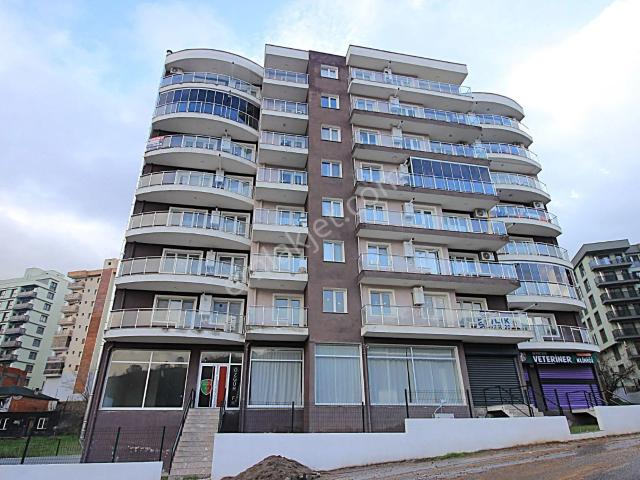 Bayraklı Körfez Mahallesi Seyirtepede 3+1 Geniş Arakat Kiralık Daire