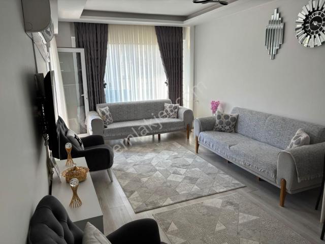 Bayraklı R. Şevket İnce Mahallesi 2+1 5 Yıllık Asansörlü Mkd Den