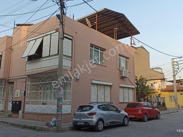 Bayraklı Smyrna Mey. Yakınında Eşyalı 1+1 Kiralık