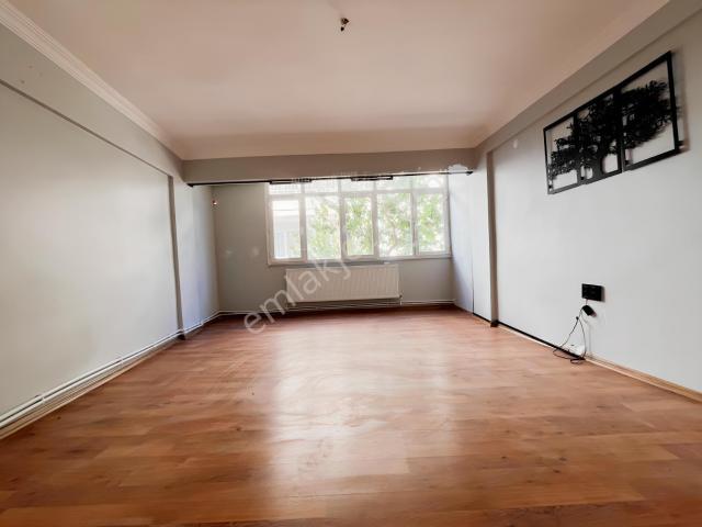 Bayraklı Tepekule'de D.gazlı Tadilatlı 3+1 Ara Kat Kiralık Daire