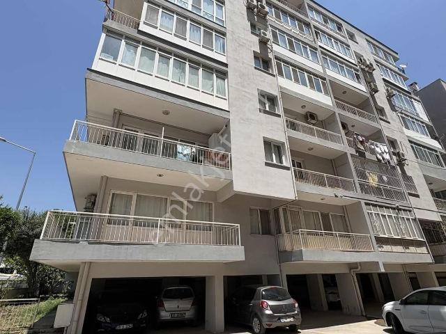 Bayraklı Da Eşyalı Şehir Hastanesine 5km Mesafede Kiralık