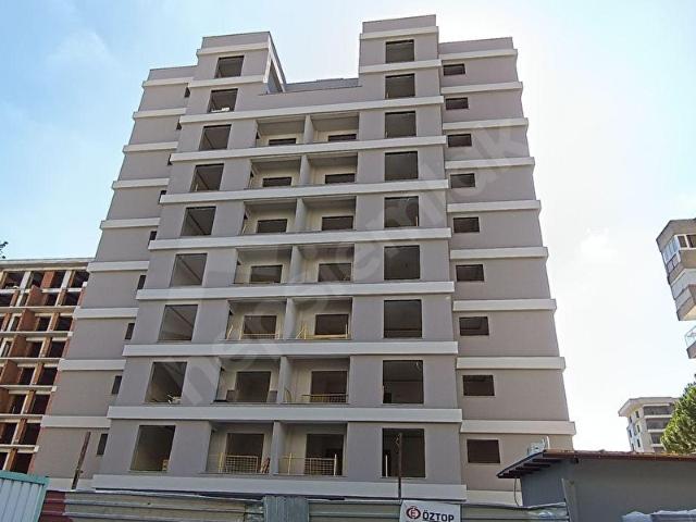 BAYRAKLI MANSUROĞLU'NDA TERAS KULANIMLI SATILIK 3+1 DAİRE