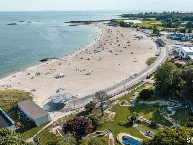 Bayshore Dr, New London, Home For Sale