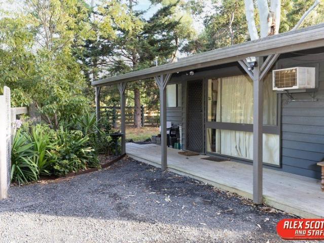 Bayside Cottage Renovator Opportunity