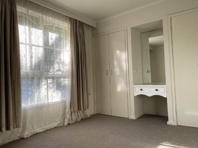 Bayside Living – 2 Bedroom Unit in Beaumaris