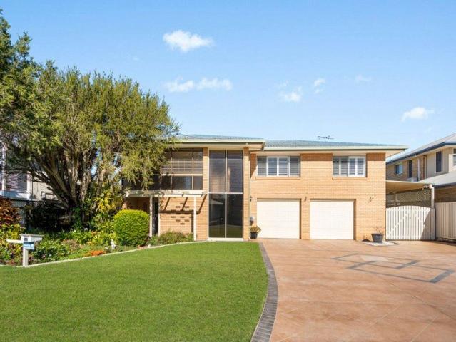 Bayside Living with Exceptional Space