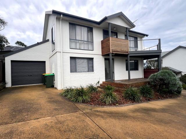 Bayside Living with Stunning Views in the Heart of San Remo