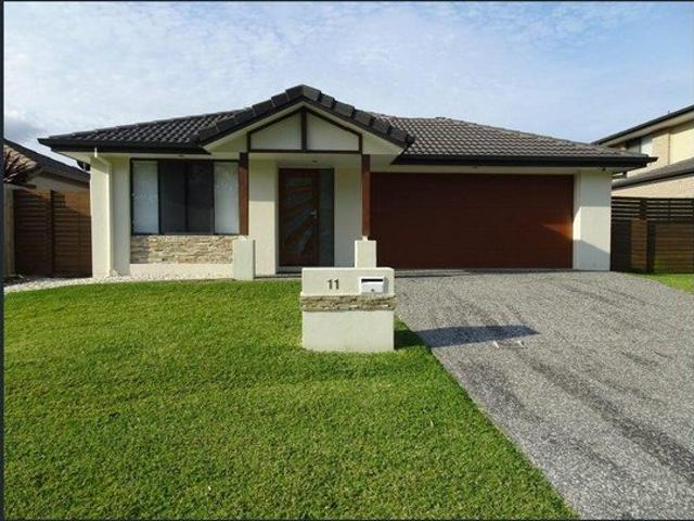 Bayside Living in a Quiet Wynnum West Circuit