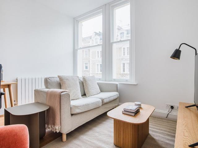 Bayswater W2, 2 bed flat to rent, £3,740 pcm | PrimeLocation