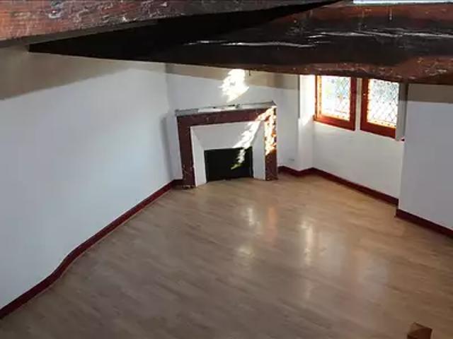 Bazas 33430 Location appartement 3 pièces t3 au dernier étage