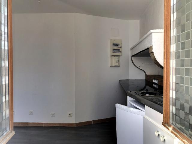BAZAS CENTRE: STUDIO 30m2 en REZ DE CHAUSSEE