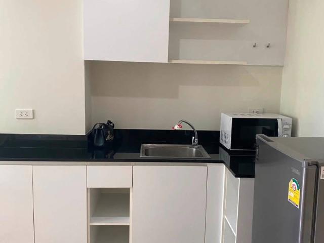 BB181 We Condo เอกมัย–รามอินทรา ห้องมุม วิวสระว่ายน้ำ | ติดรถไฟฟ้าสายสีชมพู | เพียง 9,000 บาท/เดือน