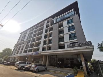 BD 8140: เดอะ เดสทินี เอ็กซ์คลูซีพ คอนโดมิเนียม