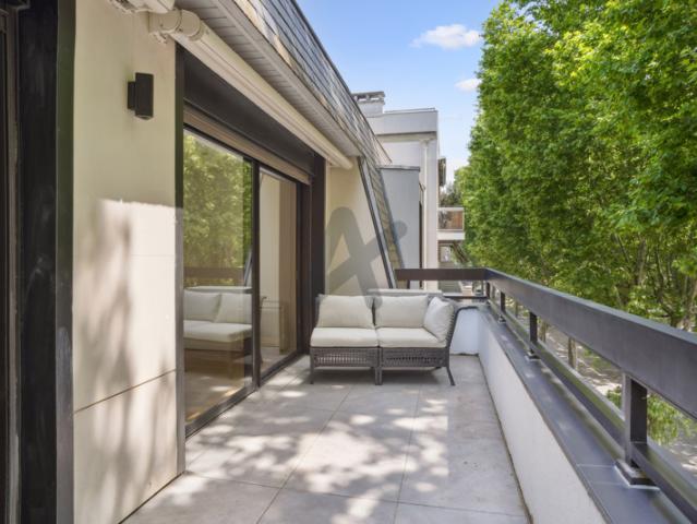 Bd des Belges appartement familial avec terrasse et parking
