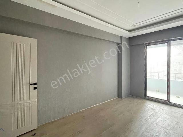 Beştepede Antebia Arkası Ara Kat 3.5+1 Lüks Daire