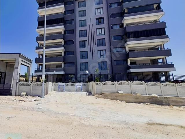 BEŞTEPENİN MÜHTEŞEM LOKASYONUNDA HAVUZLUSAUNALI 3,5+1 DAİRE