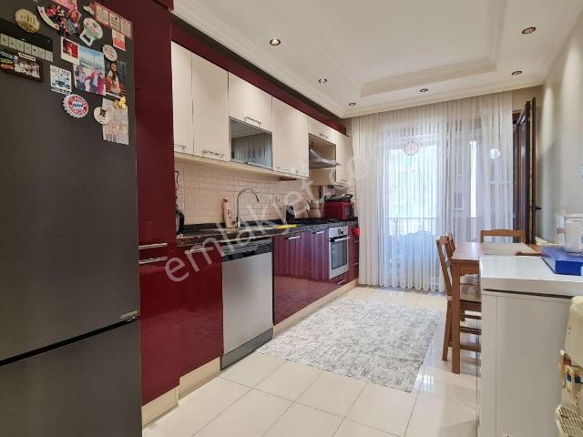Beşyol Durağna Yakn Yenibina 150m2 3+1 Ankastre Mutfak Boş Teslm