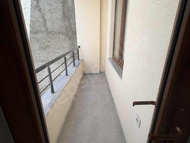 BEŞYOLDA EŞYALI KİRALIK 1+1 DAİRE