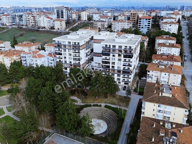 Beşevler Taşkonak Premium Sitesinde Manzaralı Geniş Daire