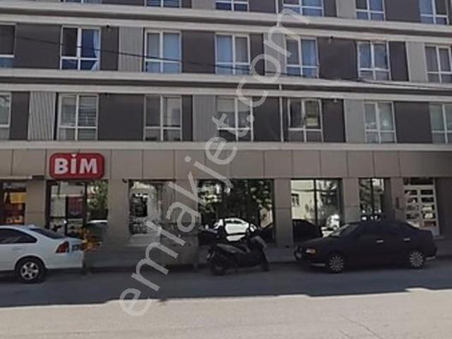 Beşevler Cadde Üzeri Geniş Ebeveyn Banyolu Balkonlu 3+1 Daire