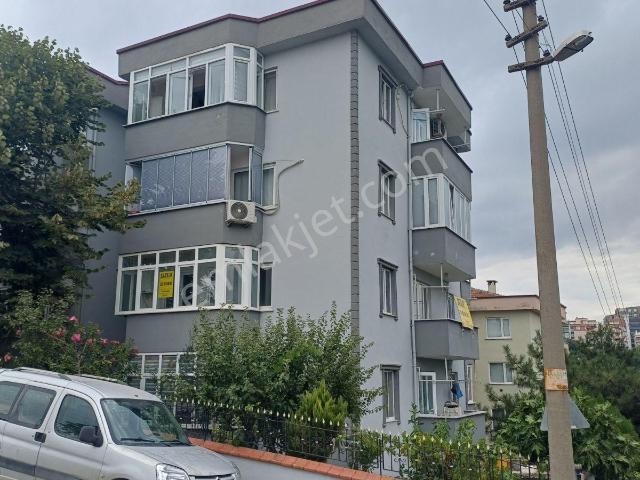 Beşevler Caddesi Üzeri Arda Birlik Sitesi'nde 2+1 Satılık Daire