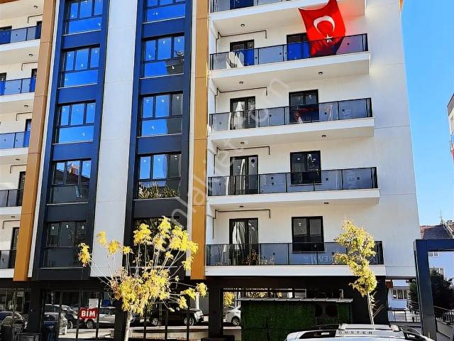 Beşevler Fsm Girişinde Otoparklı Satılık Geniş Sıfır 3+1 Daire