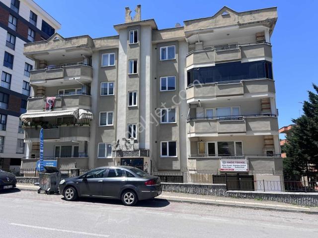 Beşevler Güneş Cd Kiralık Geniş 3+1 Daire