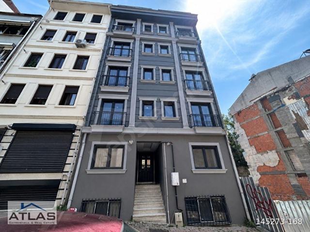 BEŞİKTAŞ ÇARŞIYA YAKIN 1 YILLIK BİNADA 2+1 KİRALIK DAİRE