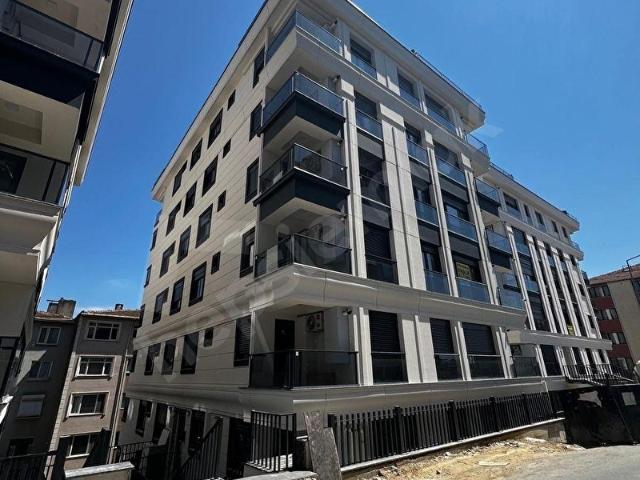 BEŞİKTAŞ DİKİLİTAŞ'DA MERKEZİ KONUM 2+1 KİRALIK DAİRE SIFIR BİNA