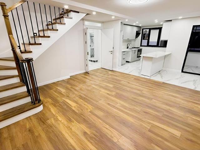 BEŞİKTAŞ DİKİLİTAŞ DARPHANE DE TERASLI 4+2 SIFIR DUBLEKS DAİRE