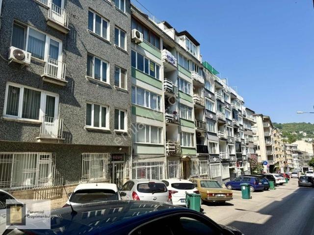 Beşikçiler De İçi Yenilenmiş 2+1 Satılık Daire