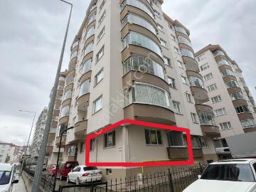 Beşikdüzü’nde Site İçinde 100 M² 2+1 Doğalgazlı Kiralık Daire
