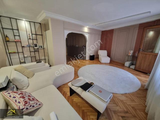 Beşiktaş Ortaköy Mecidiye Mahallesinde Kiralık 2+1 Daire