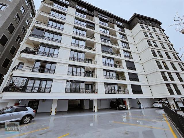 Beşiktaş Dikilitaşta Satilik 2+1sifir Daire Guvenlikli Sitede